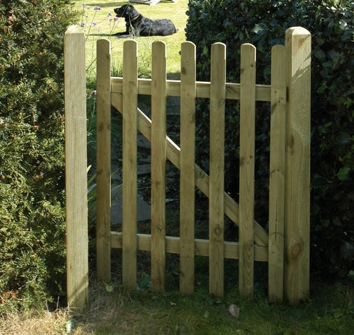 Picket Style Gate Round Top-Eclipse Fencing