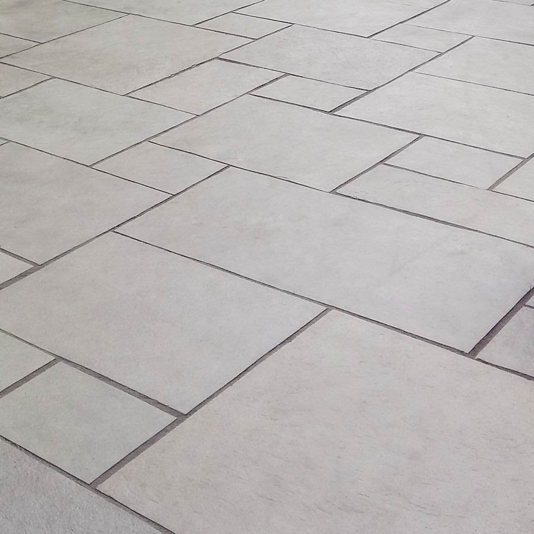 Dove Limestone Patio Pack & Sawn Edge 22mm-Eclipse Fencing
